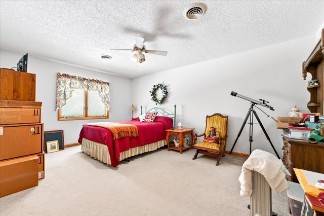 303 Oak Ridge DR, Bassett, VA 24055