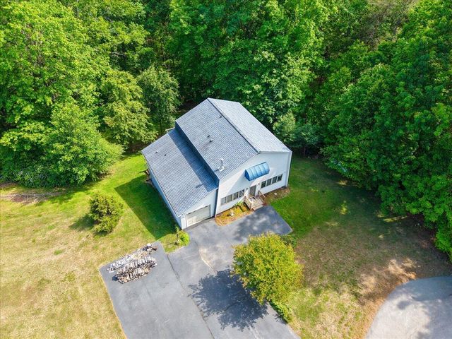 303 Oak Ridge DR, Bassett, VA 24055