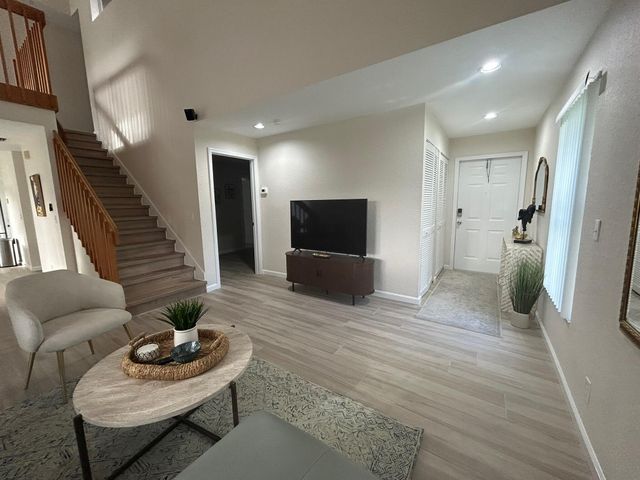 1140 Staghorn Street, Wellington, FL 33414