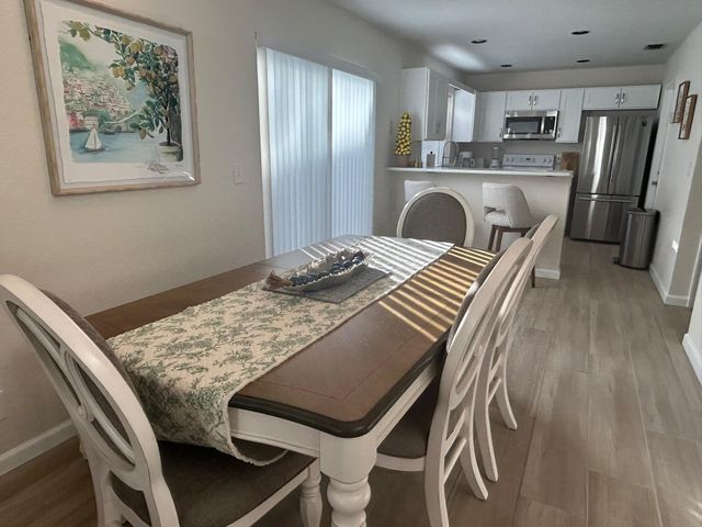 1140 Staghorn Street, Wellington, FL 33414