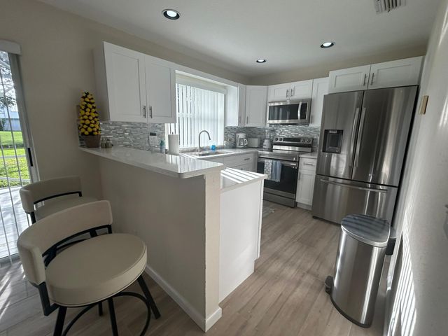 1140 Staghorn Street, Wellington, FL 33414