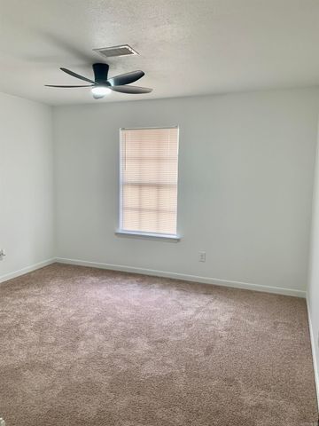 5908 Glenhaven Place, Sherwood, AR 72120