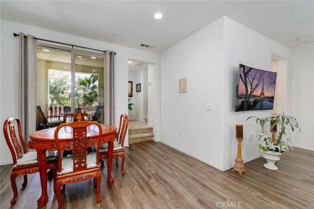 877 Orchid C, Azusa, CA 91702