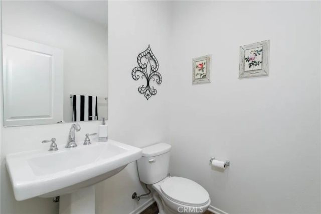 877 Orchid C, Azusa, CA 91702