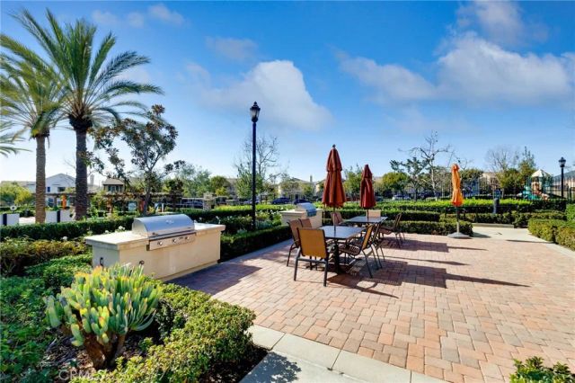 877 Orchid C, Azusa, CA 91702