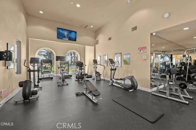 877 Orchid C, Azusa, CA 91702