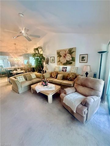 281 Gabriel CIR 6, Naples, FL 34104
