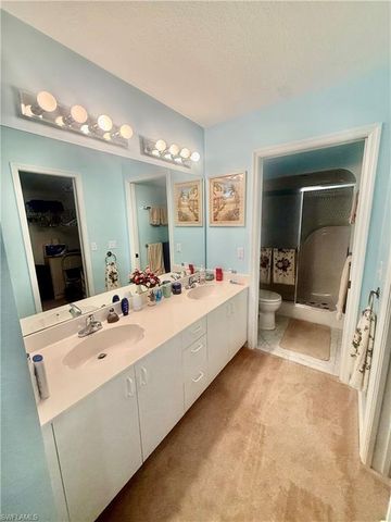 281 Gabriel CIR 6, Naples, FL 34104