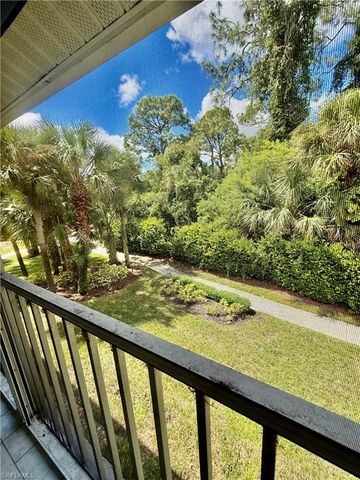 281 Gabriel CIR 6, Naples, FL 34104