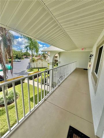 281 Gabriel CIR 6, Naples, FL 34104