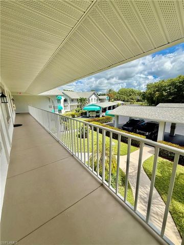 281 Gabriel CIR 6, Naples, FL 34104