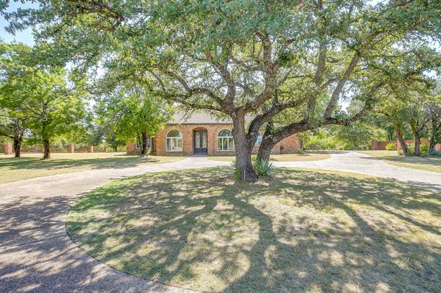 2625 Clear Lake Road, Weatherford, TX 76087