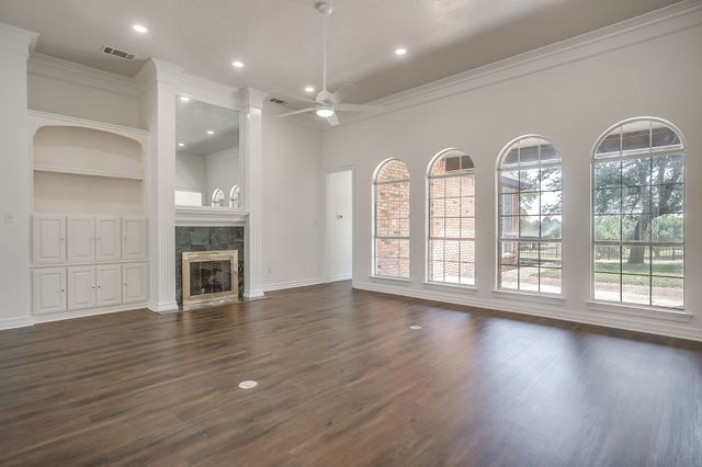 2625 Clear Lake Road, Weatherford, TX 76087