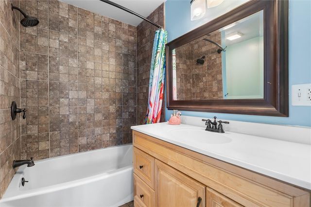 20490 Rocky Branch Road, Rogers, AR 72756