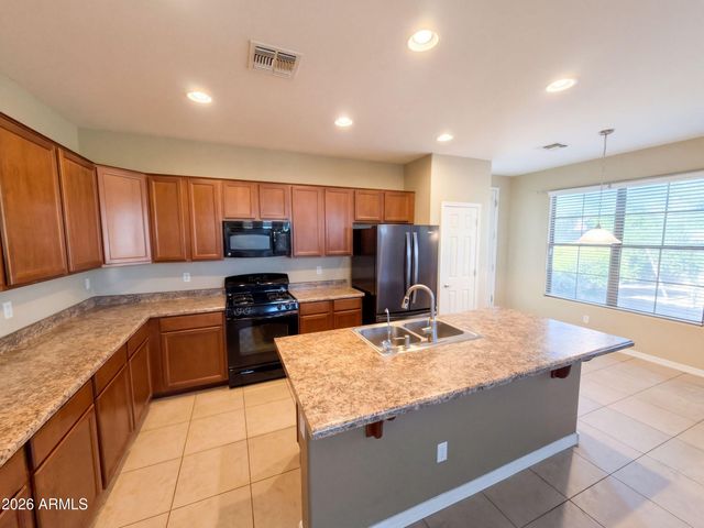 1898 S 160TH Lane, Goodyear, AZ 85338