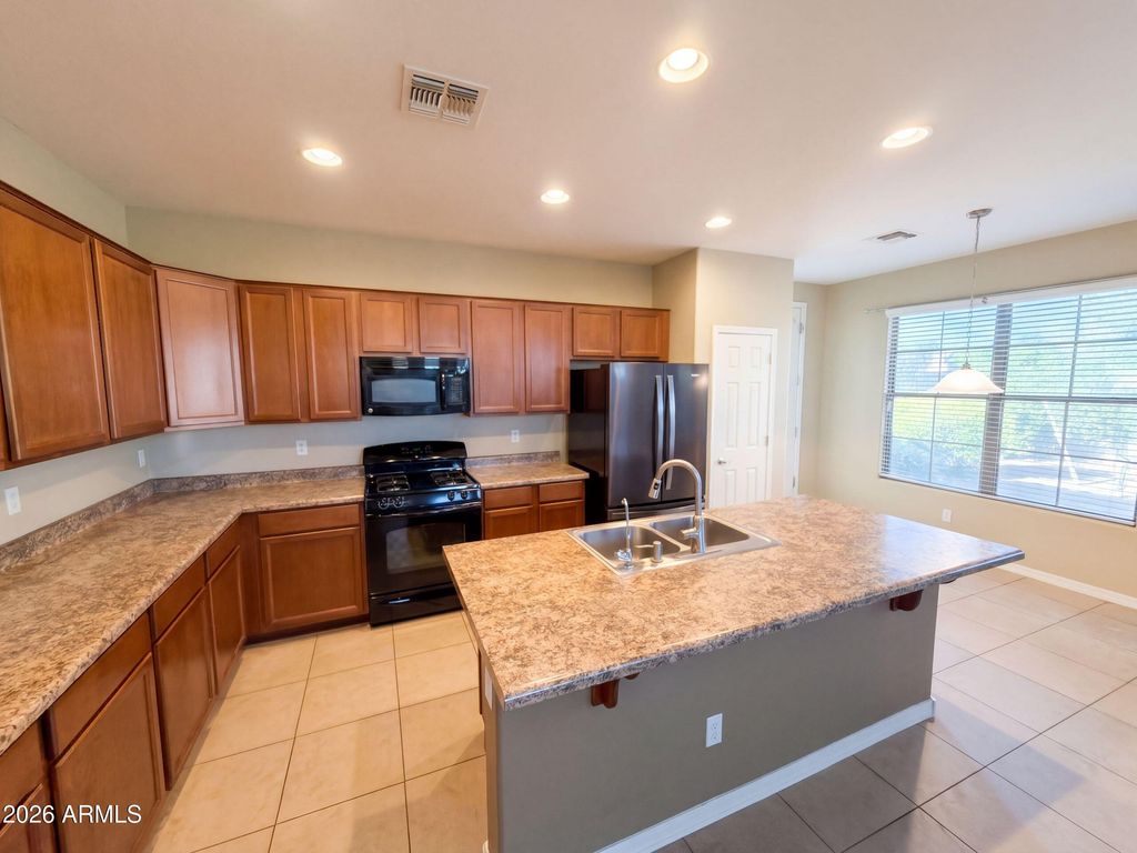 1898 S 160TH Lane, Goodyear, AZ 85338 — photo 2