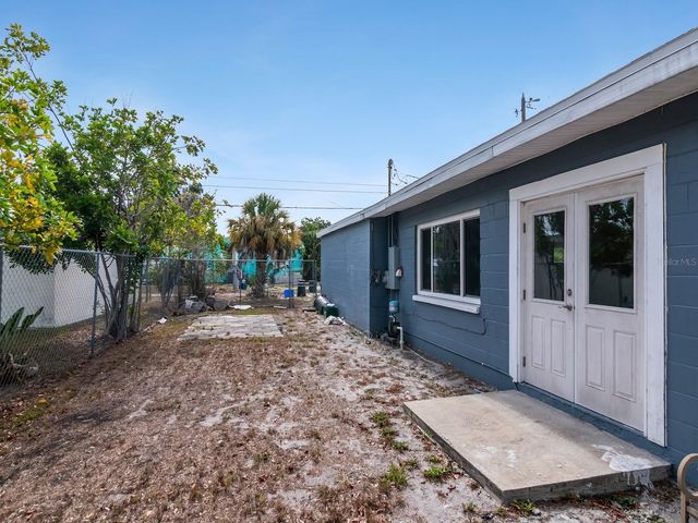 5939 9TH AVENUE S, Gulfport, FL 33707