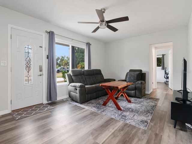 5939 9TH AVENUE S, Gulfport, FL 33707