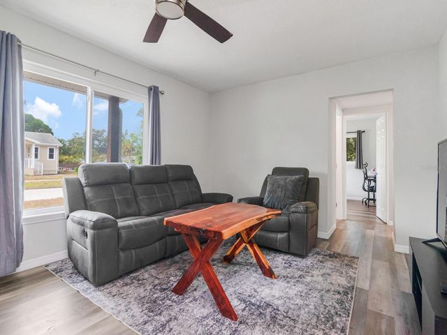 5939 9TH AVENUE S, Gulfport, FL 33707