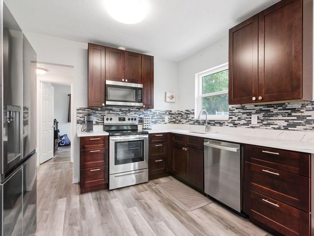5939 9TH AVENUE S, Gulfport, FL 33707