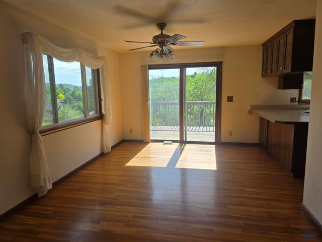 3120 IRIS DR, Rapid City, SD 57702