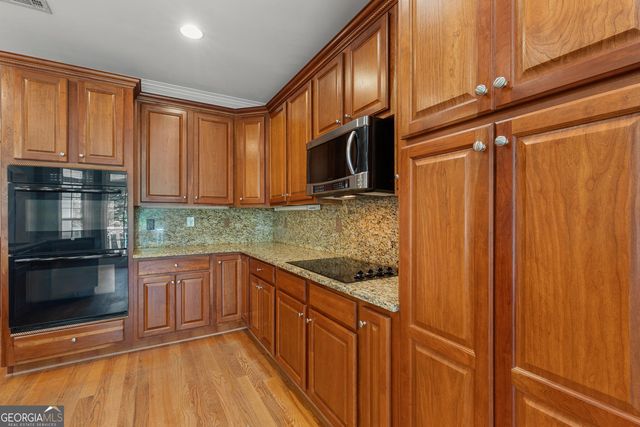 2294 Hollonville Road, Brooks, GA 30205