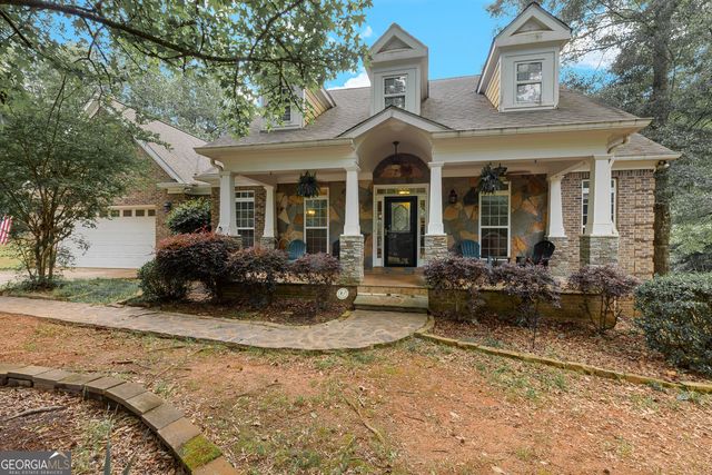 2294 Hollonville Road, Brooks, GA 30205