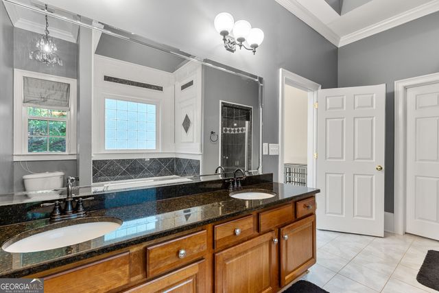 2294 Hollonville Road, Brooks, GA 30205