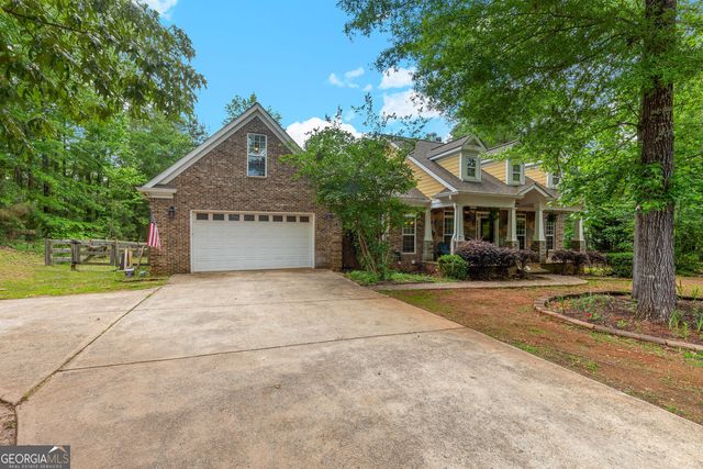 2294 Hollonville Road, Brooks, GA 30205