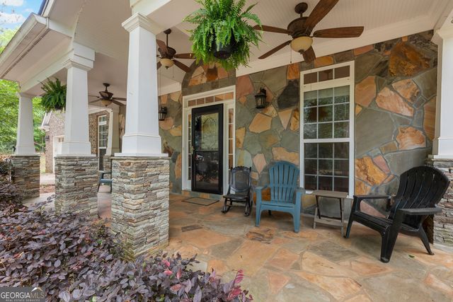 2294 Hollonville Road, Brooks, GA 30205