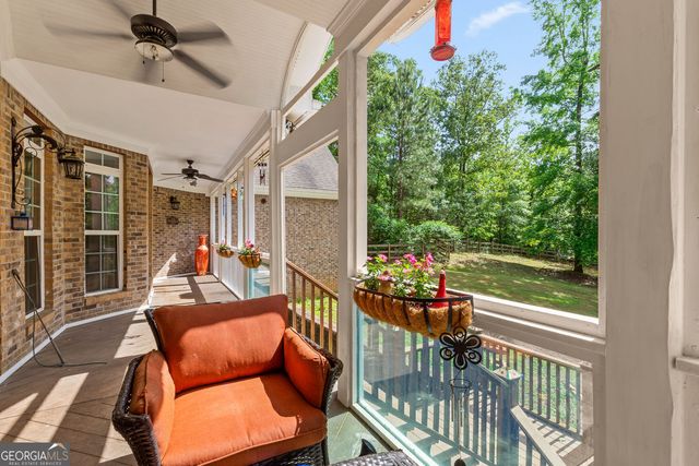 2294 Hollonville Road, Brooks, GA 30205