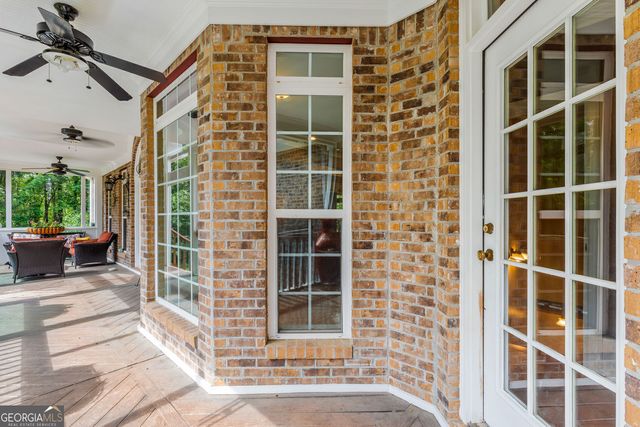 2294 Hollonville Road, Brooks, GA 30205
