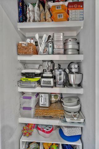 1043 Berra Dr, Springfield, TN 37172