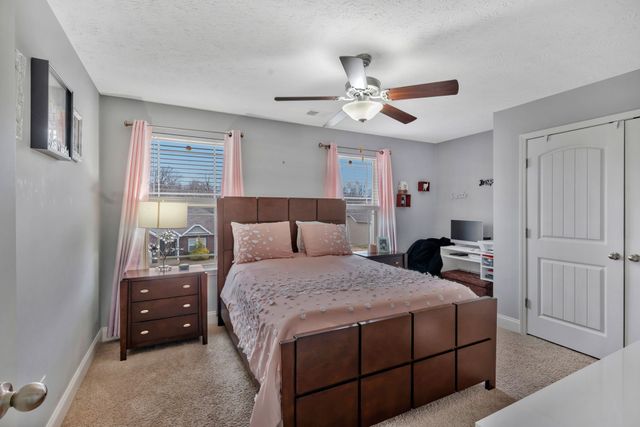 1043 Berra Dr, Springfield, TN 37172