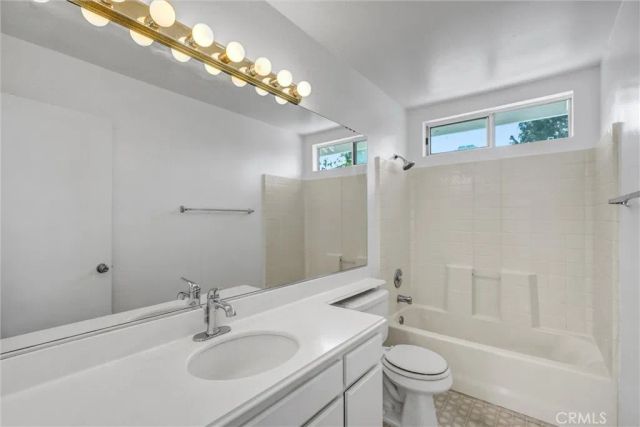 20034 Curassow Court, Canyon Country, CA 91351