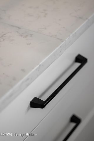 6301 Leyton Ct, Crestwood, KY 40014