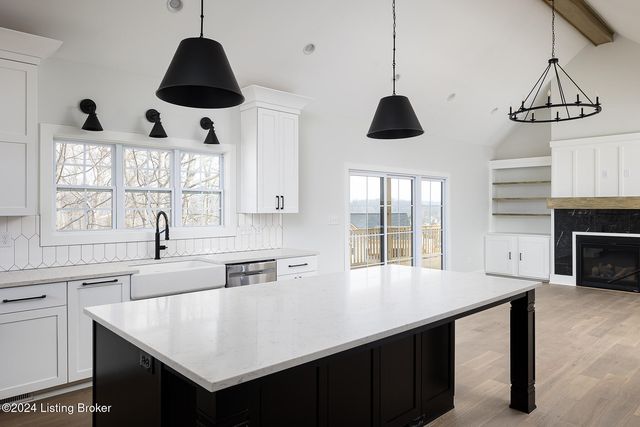 6301 Leyton Ct, Crestwood, KY 40014