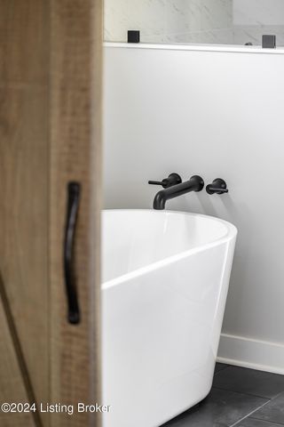 6301 Leyton Ct, Crestwood, KY 40014