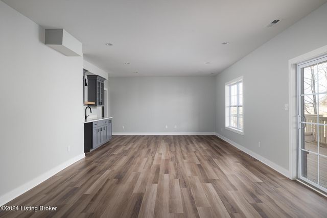 6301 Leyton Ct, Crestwood, KY 40014