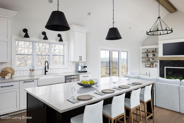 6301 Leyton Ct, Crestwood, KY 40014