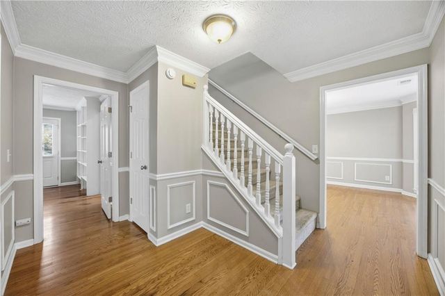 590 Ridgemont Drive, Roswell, GA 30076