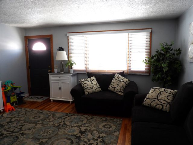 1315 OREGON Avenue, Erie, PA 16505