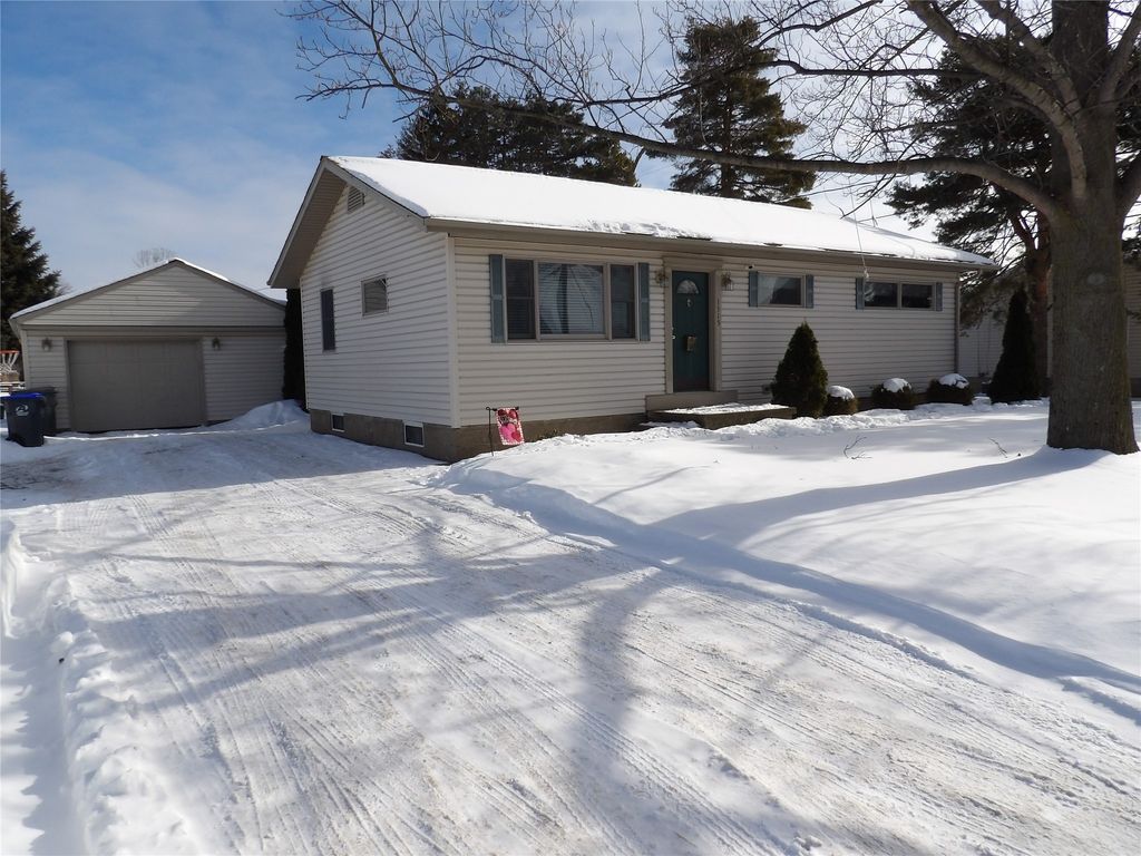 1315 OREGON Avenue, Erie, PA 16505