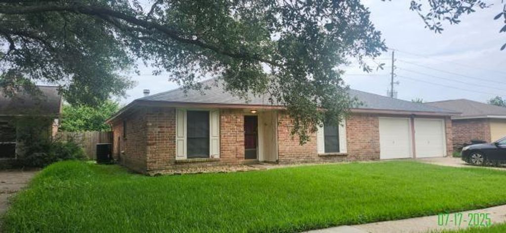 11615 Bonaparte Drive, Cypress, TX 77429