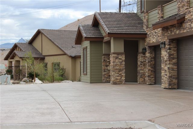 1350 Riverboat, Bullhead City, AZ 86429