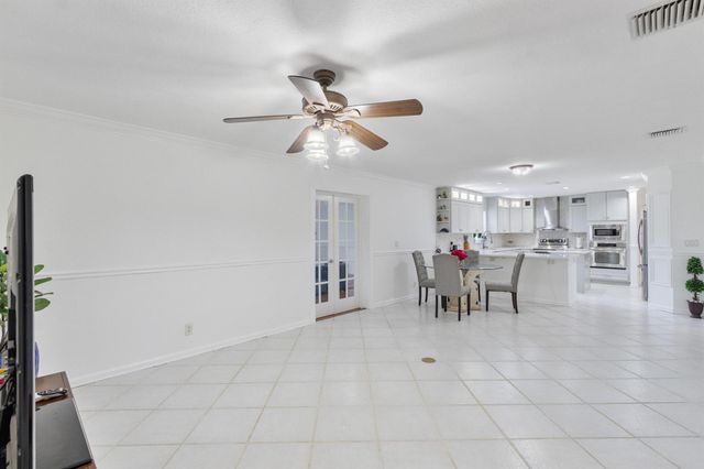 6934 Grapeview Boulevard (Main House), Loxahatchee, FL 33470