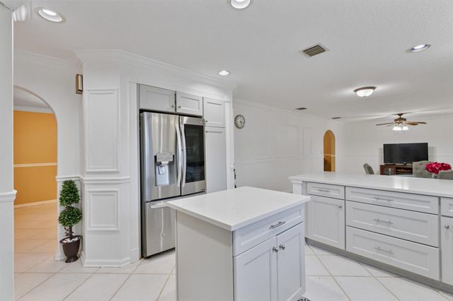 6934 Grapeview Boulevard (Main House), Loxahatchee, FL 33470