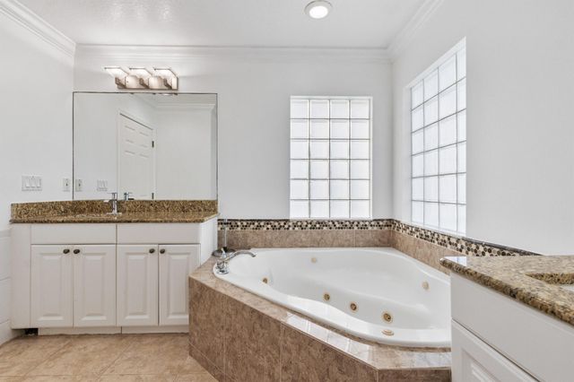 6934 Grapeview Boulevard (Main House), Loxahatchee, FL 33470