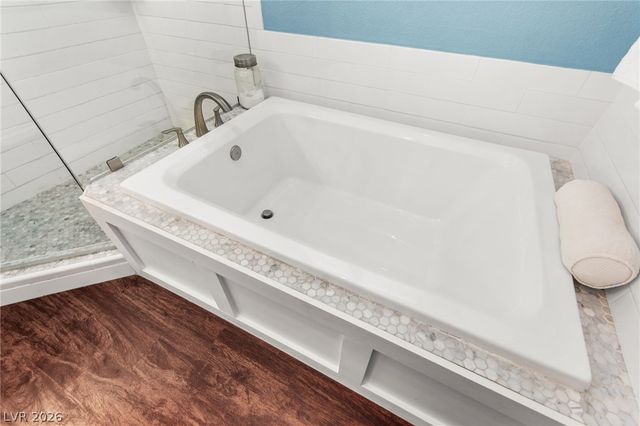 2660 Batelli Court, Las Vegas, NV 89121