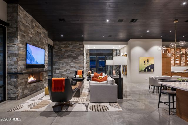 42829 N 102ND Street, Scottsdale, AZ 85262